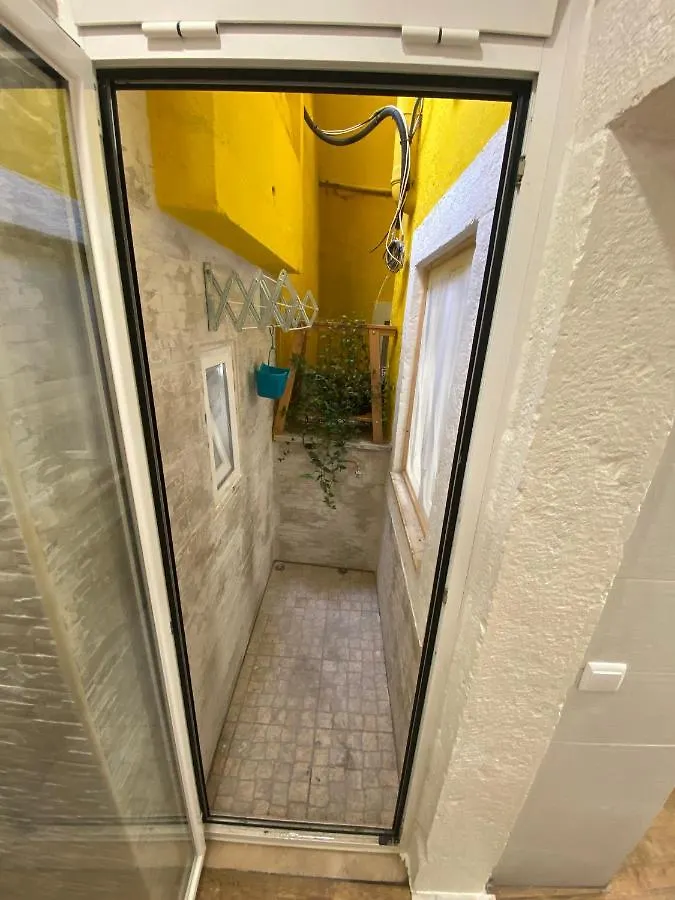 Estudio T41 - City Historic Center Lisbon Apartment